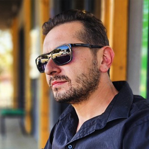 Özgür Kaya